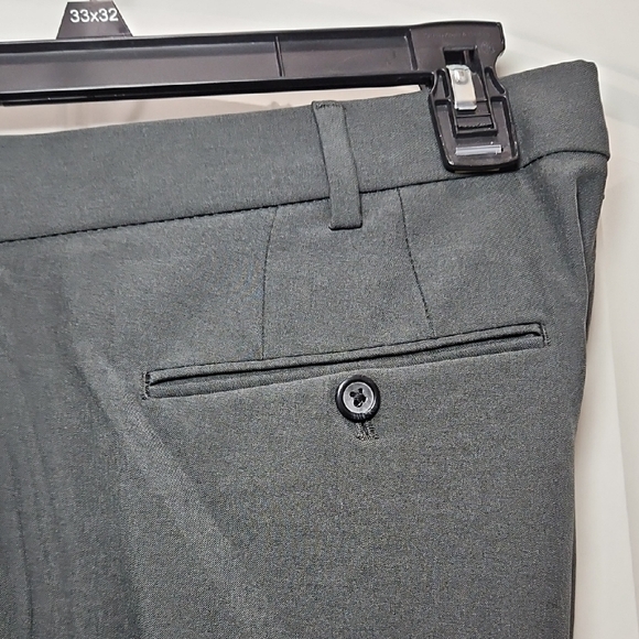 Van Heusen Charcoal Gray Slim Fit Flex 3 Comfort Dress Pants - Picture 8 of 11